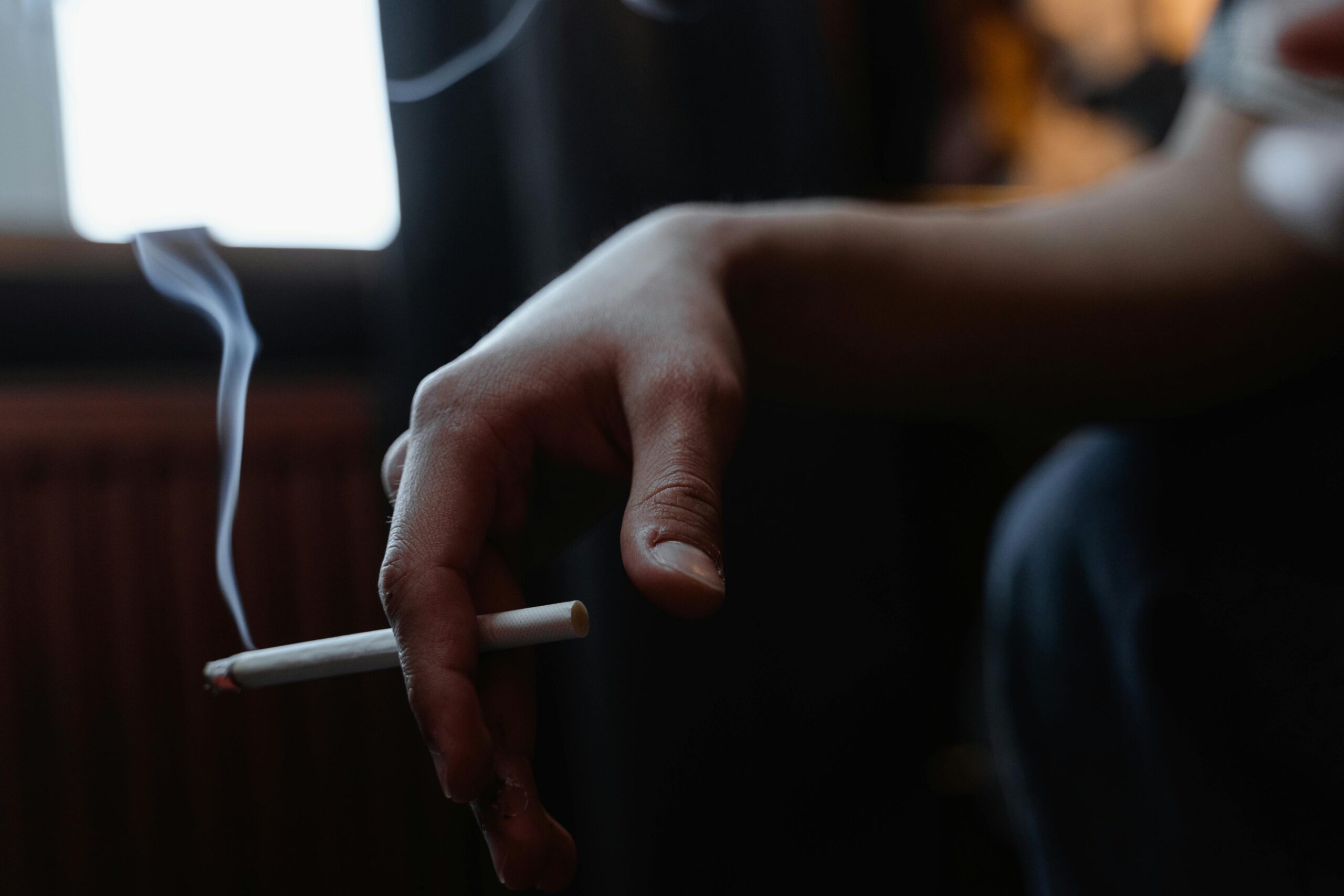 Psychologist providing tobacco cessation counseling in Mumbai to help clients quit smoking